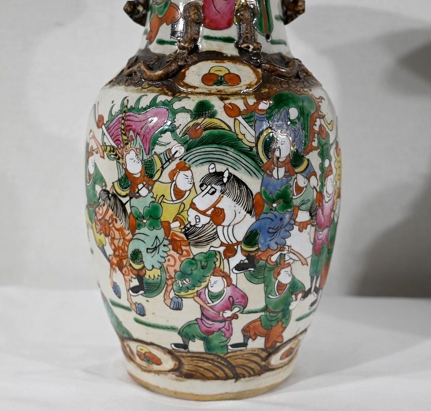 photo furniture Pair Of Nanjing Porcelain Vases, China   Late 19th Century