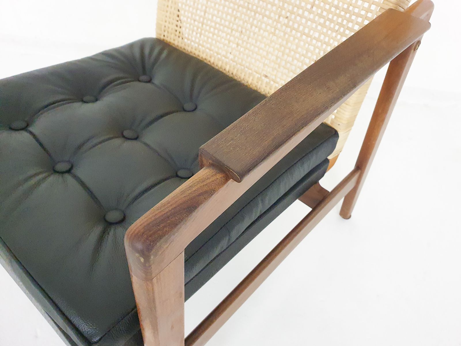Rattan And Leather High Back Lounge Chair By P.J. Muntendam For Gebr. Jonkers, The Netherlands 1950's photo 1613.664