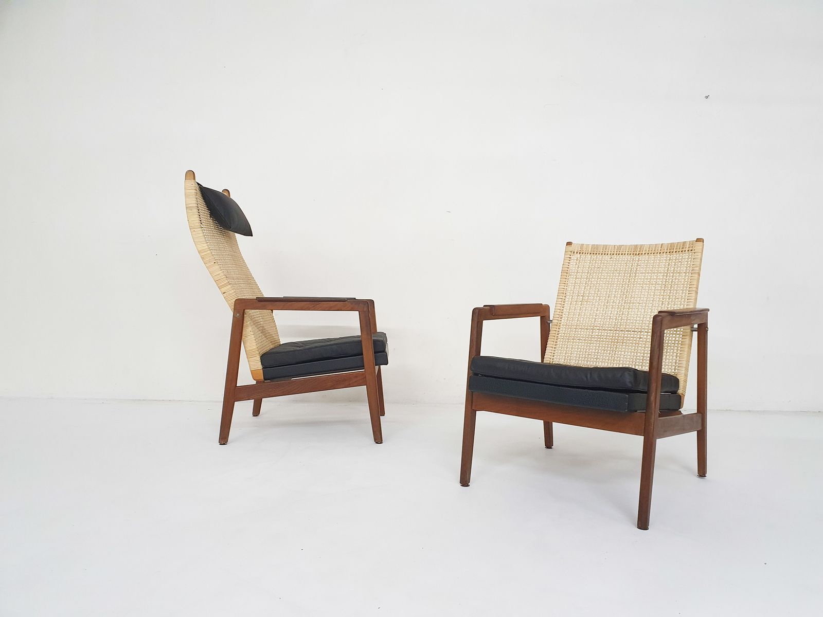 photo furniture Rattan And Leather High Back Lounge Chair By P.J. Muntendam For Gebr. Jonkers, The Netherlands 1950's