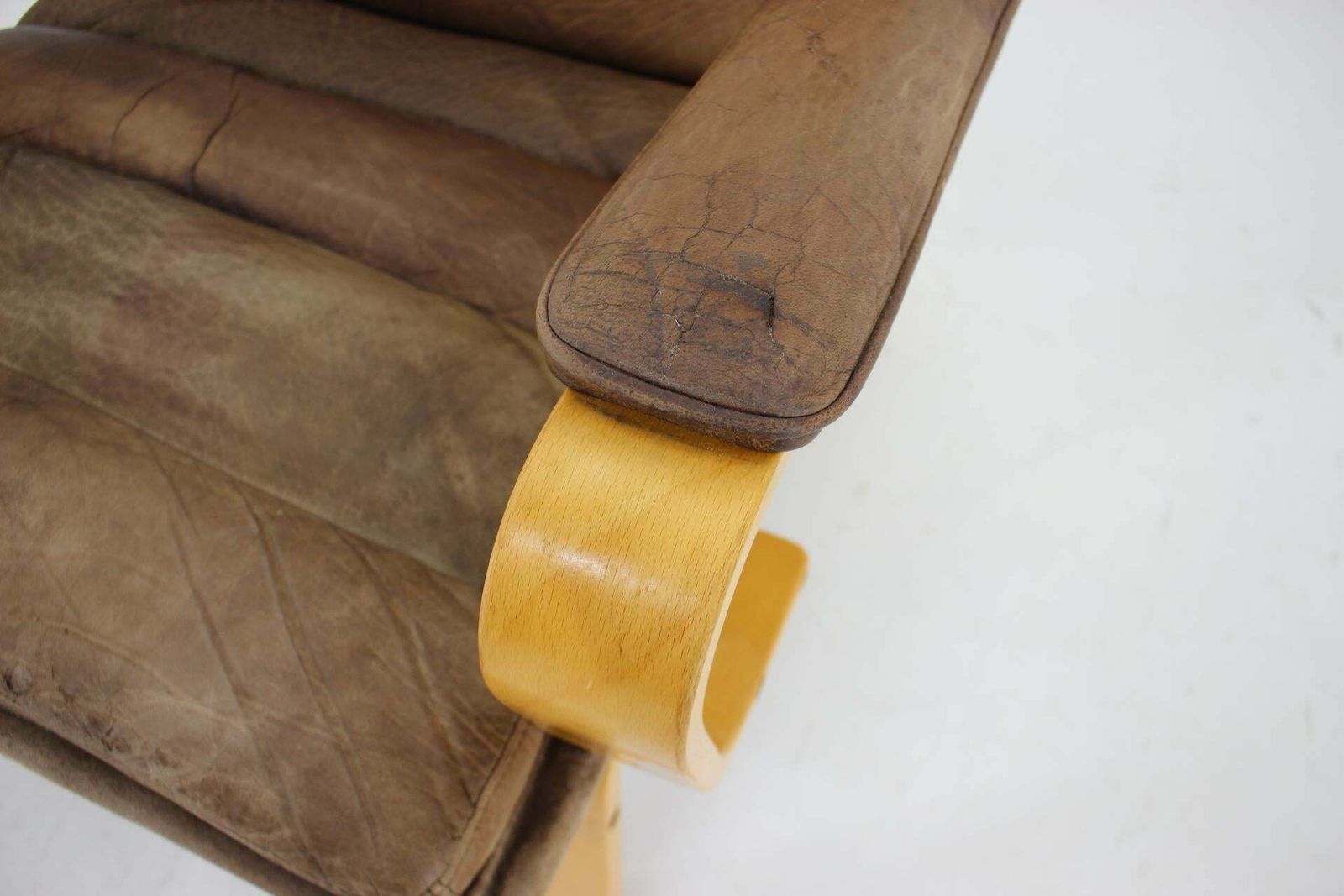 photo vinterior 1970s Yngve Ekström "Contino" Leather Armchair,Sweden