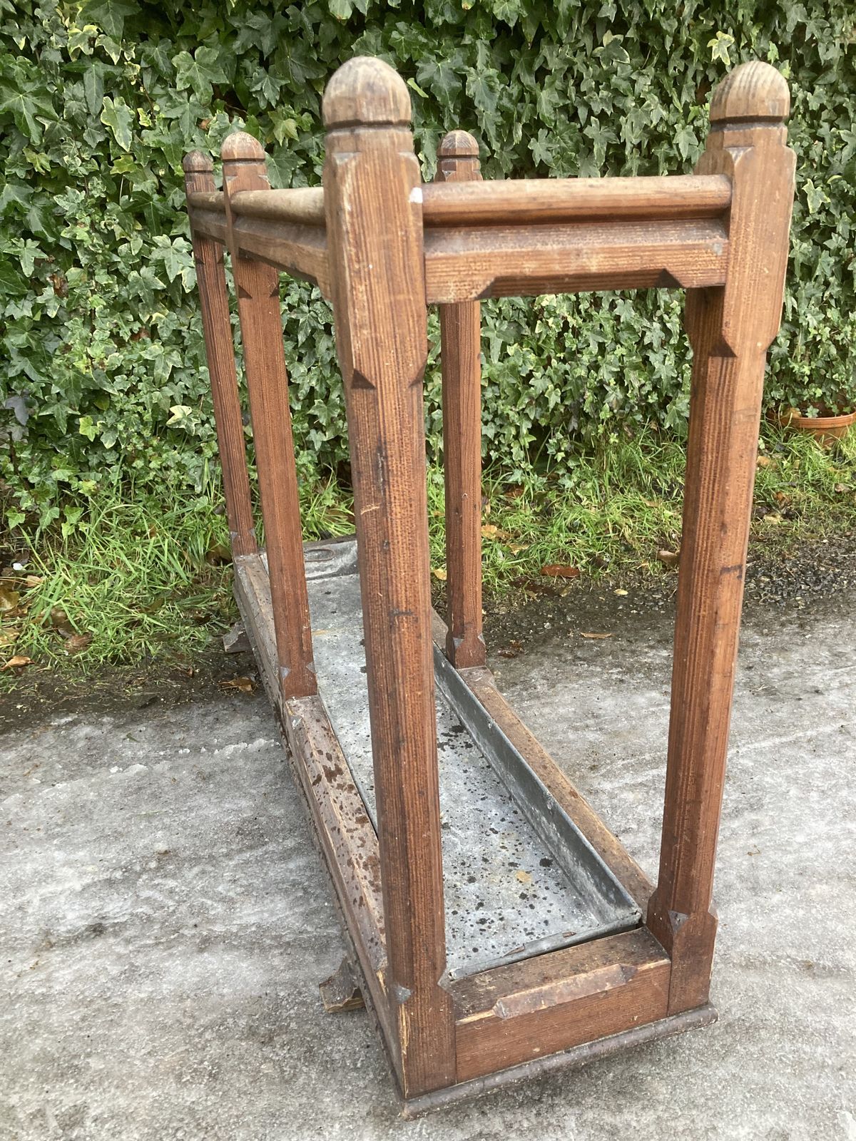 475.0 Gothic Country House Victorian  Pitch Pine Umbrella / Stick Stand photo