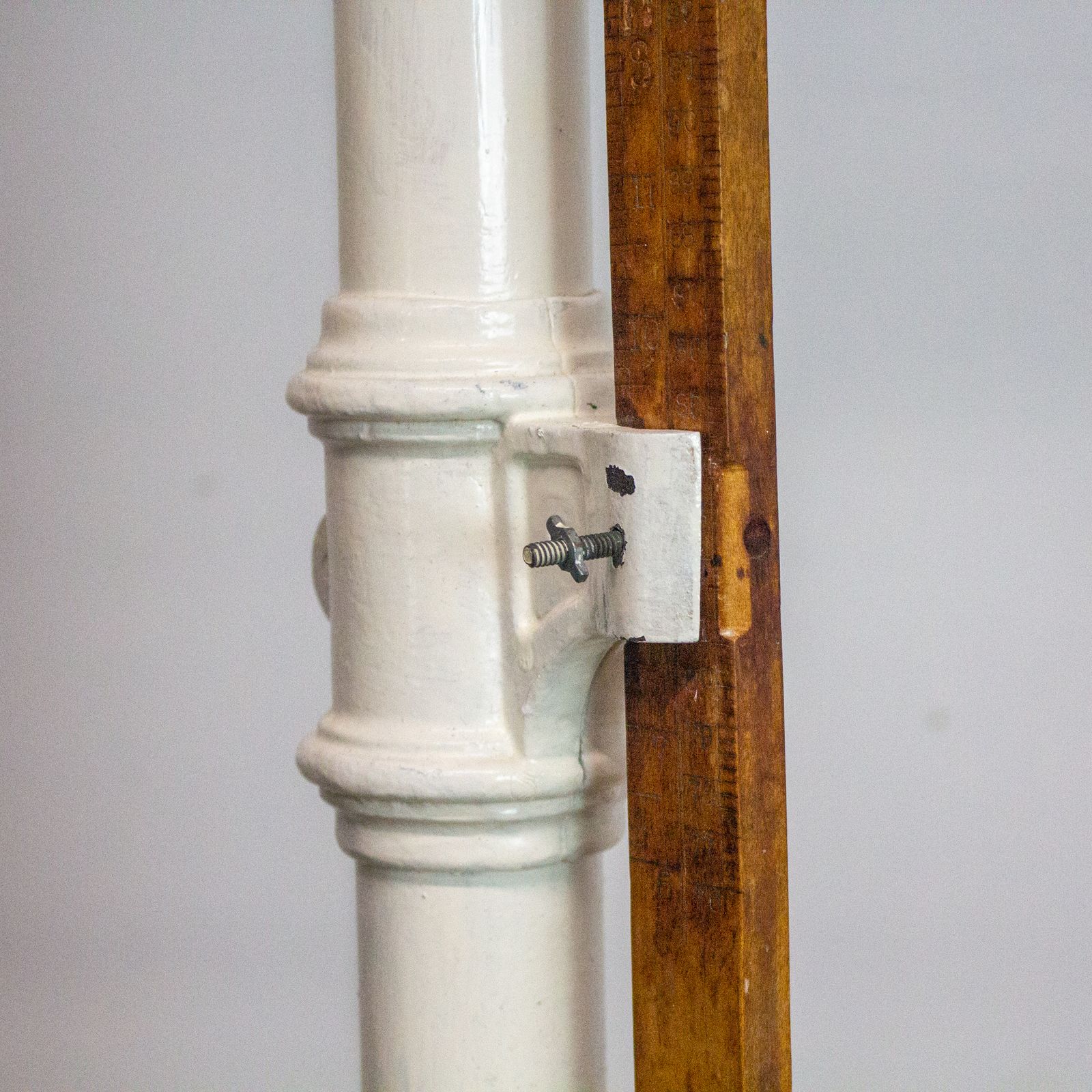 Antique Cast Iron Doctor's Weighing Scales photo 365.0