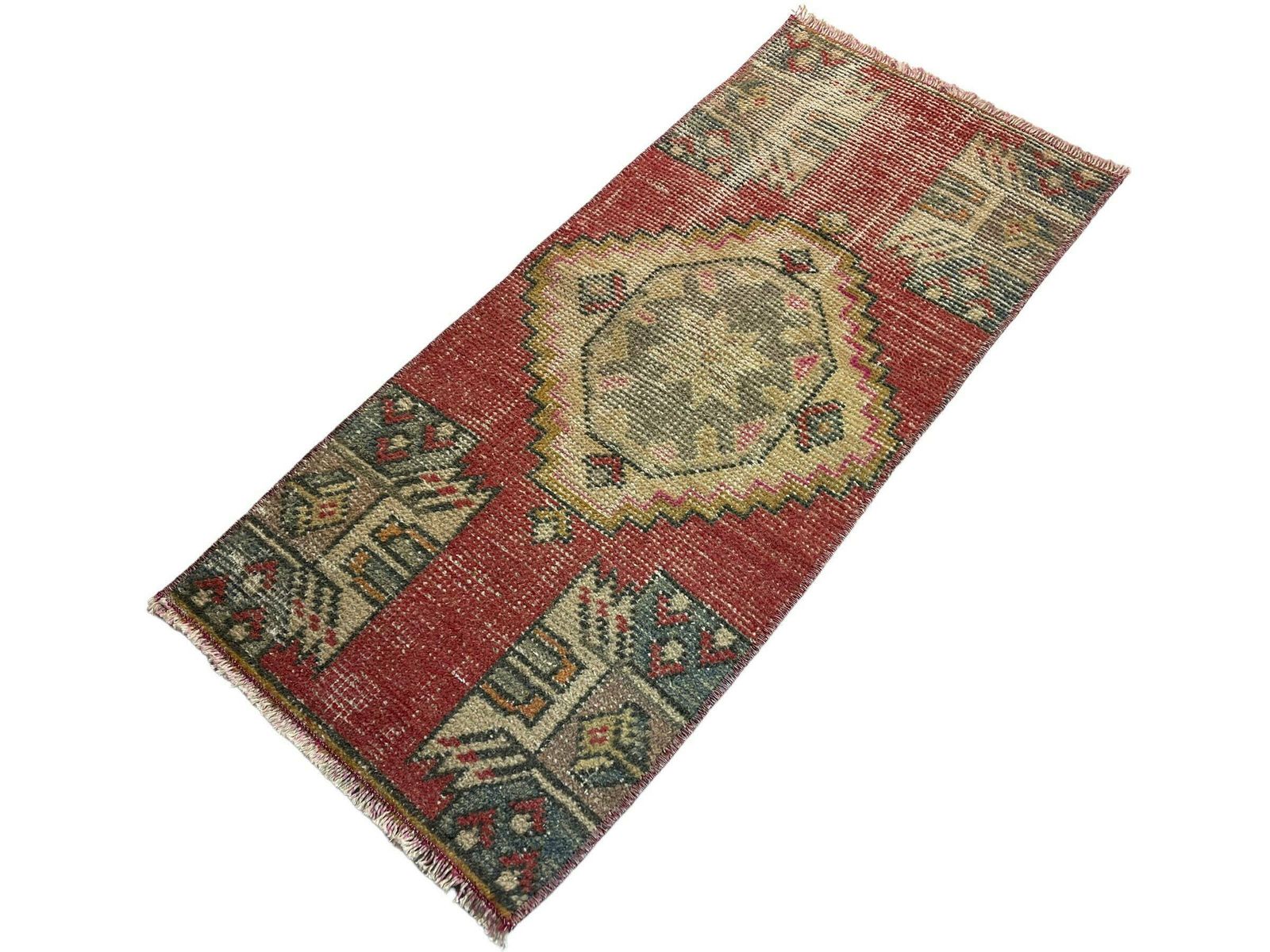 Traditional Turkish Anatolian Rug , Vintage Anatolian Turkish Rug 98 X 45 Cm photo furniture