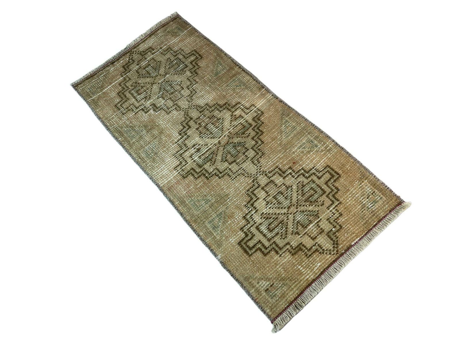 Traditional Turkish Anatolian Rug , Vintage Anatolian Turkish Rug 82 X 40 Cm photo furniture