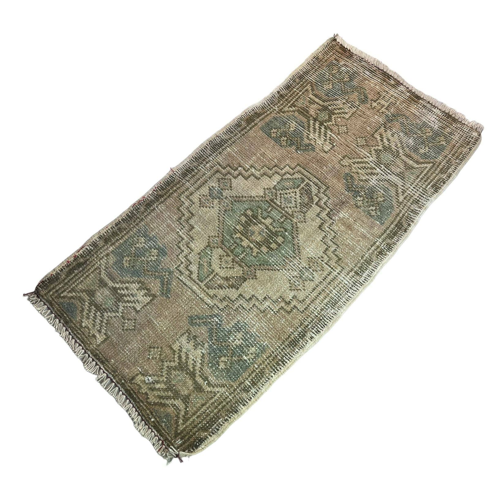 photo furniture Traditional Turkish Anatolian Rug , Vintage Anatolian Turkish Rug 97 X 50 Cm