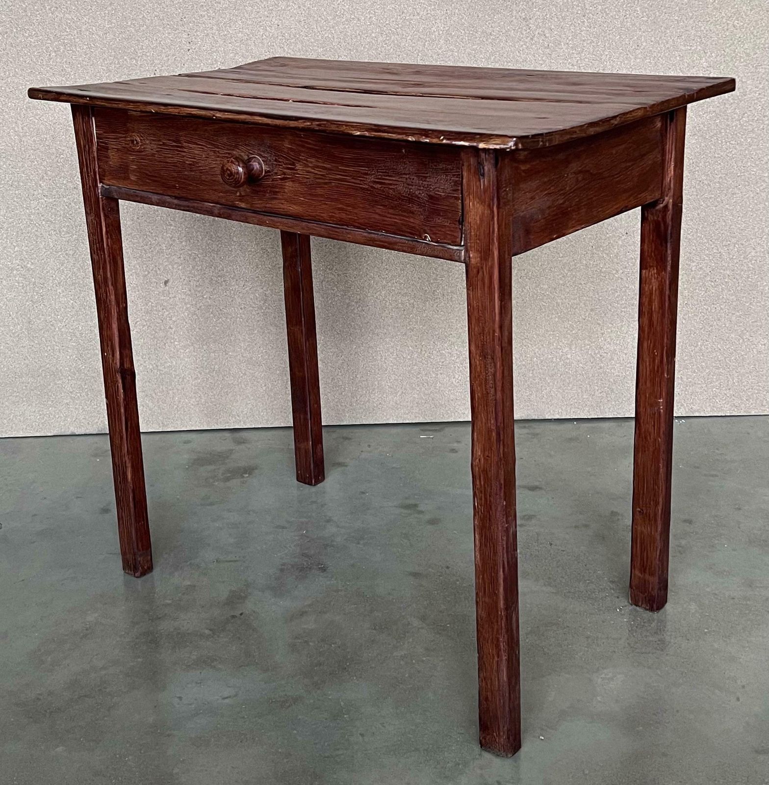 Table d'appoint Mobila de style campagne espagnole avec tiroir photo buy