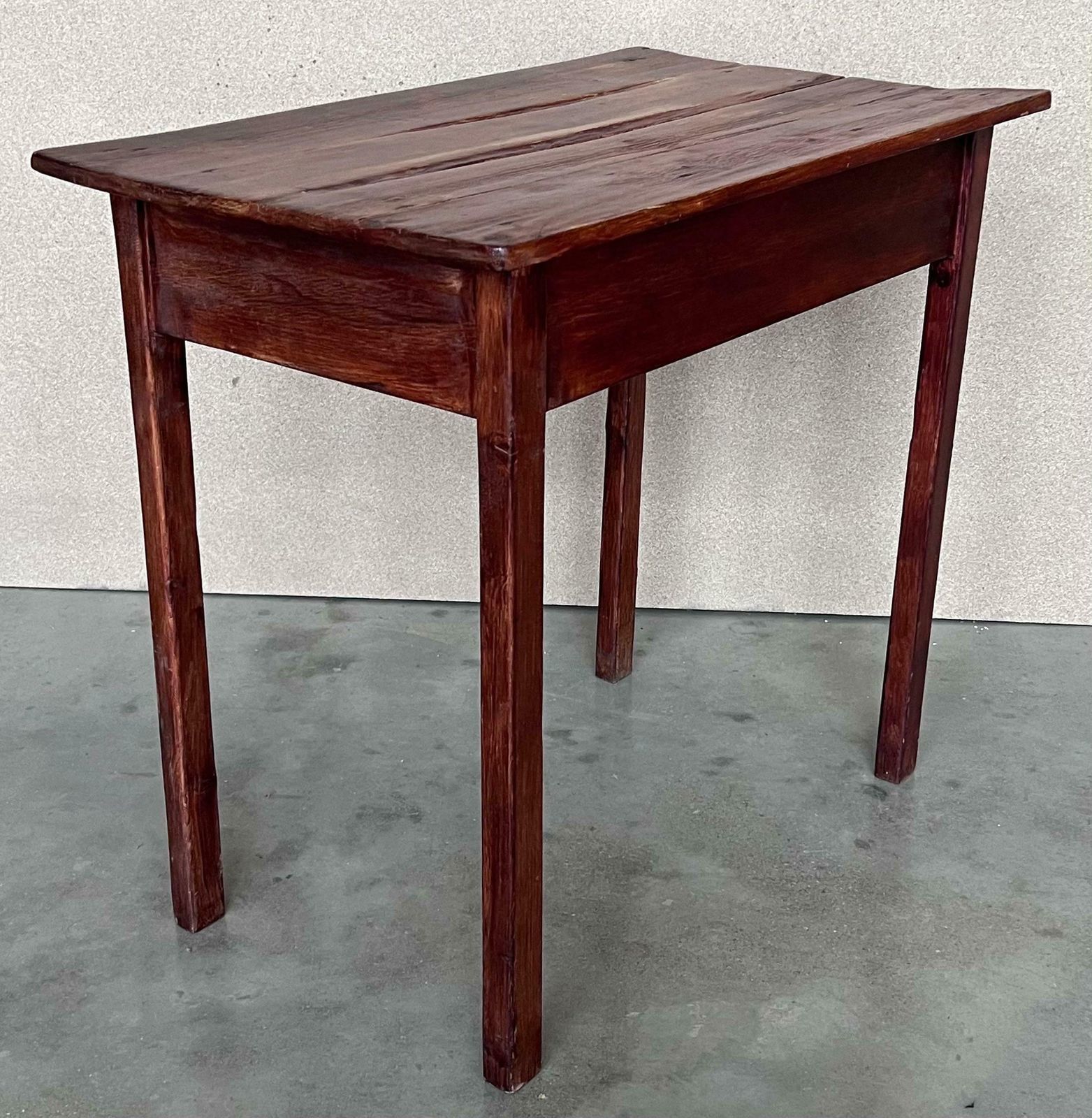 Mobilier Table d'appoint Mobila de style campagne espagnole avec tiroir photo