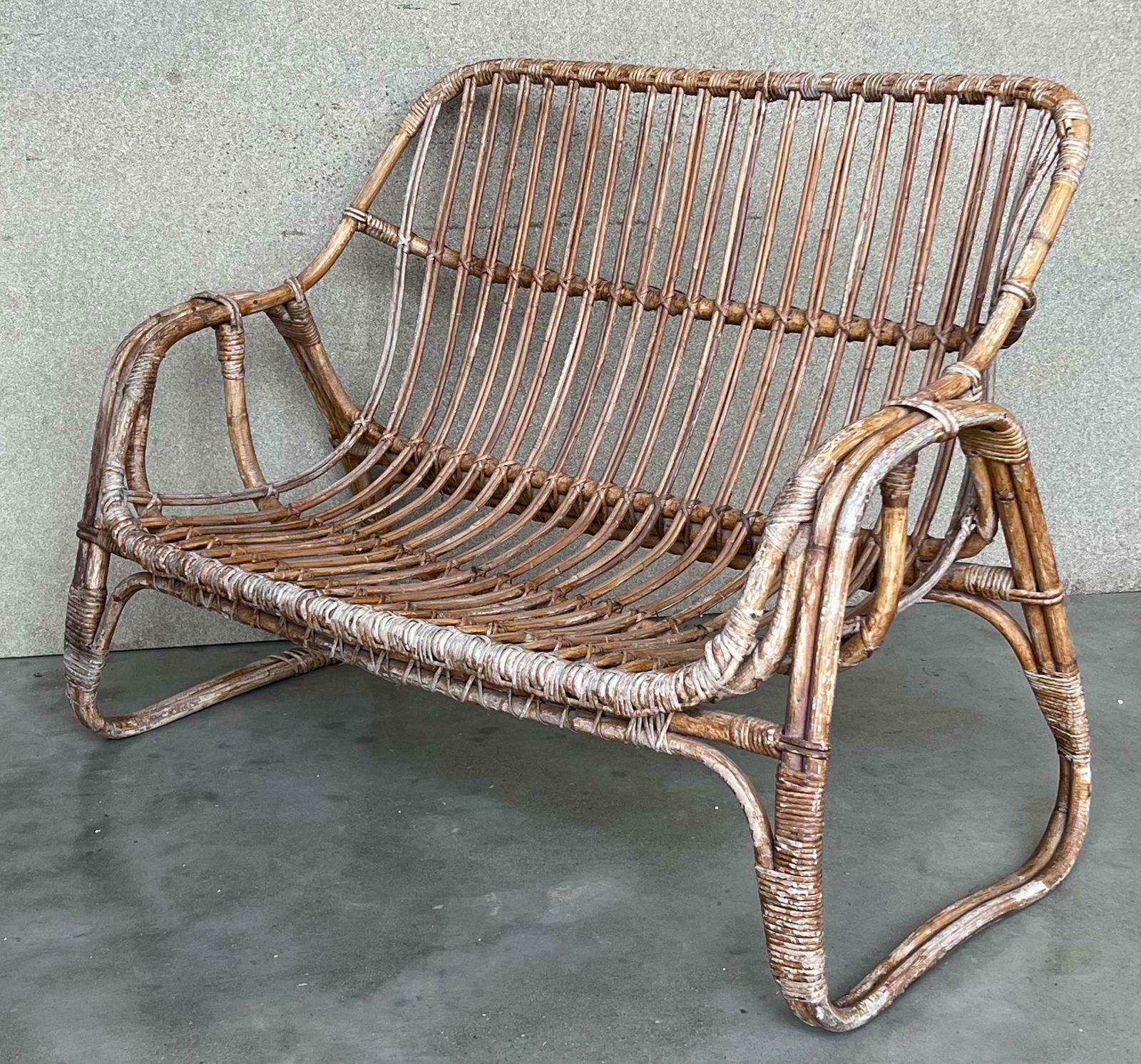 Canapé deux places vintage mid-century modern en rotin et bambou, années 1960 photo vinterior