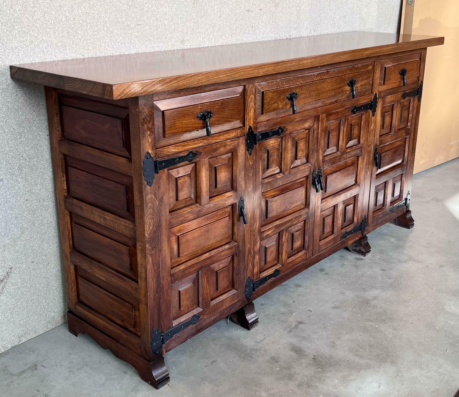 19th Century Large Catalan Spanish Baroque Carved Oak Tuscan Credenza Or Buffet photo Furniture