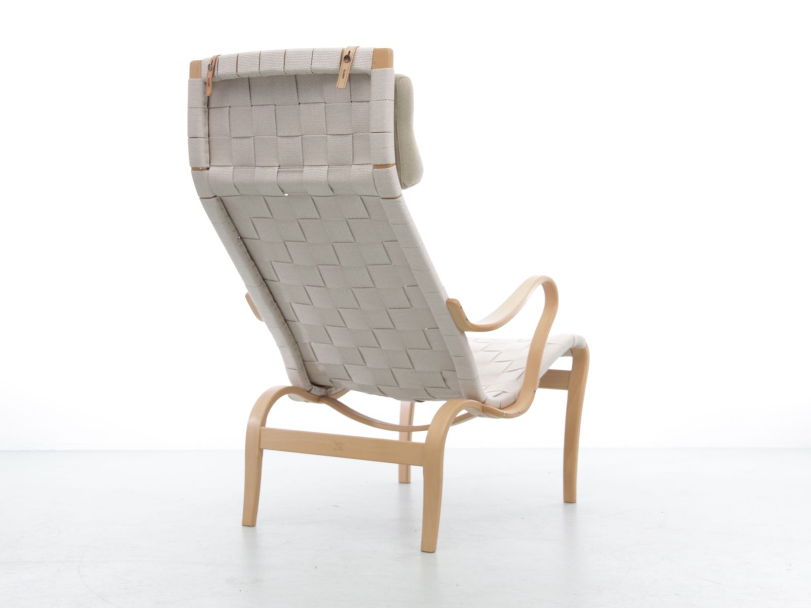 Mid Century Modern Scandinavian Pair Of Lounge Chair "Miranda" By Bruno Mathsson photo 5642.0