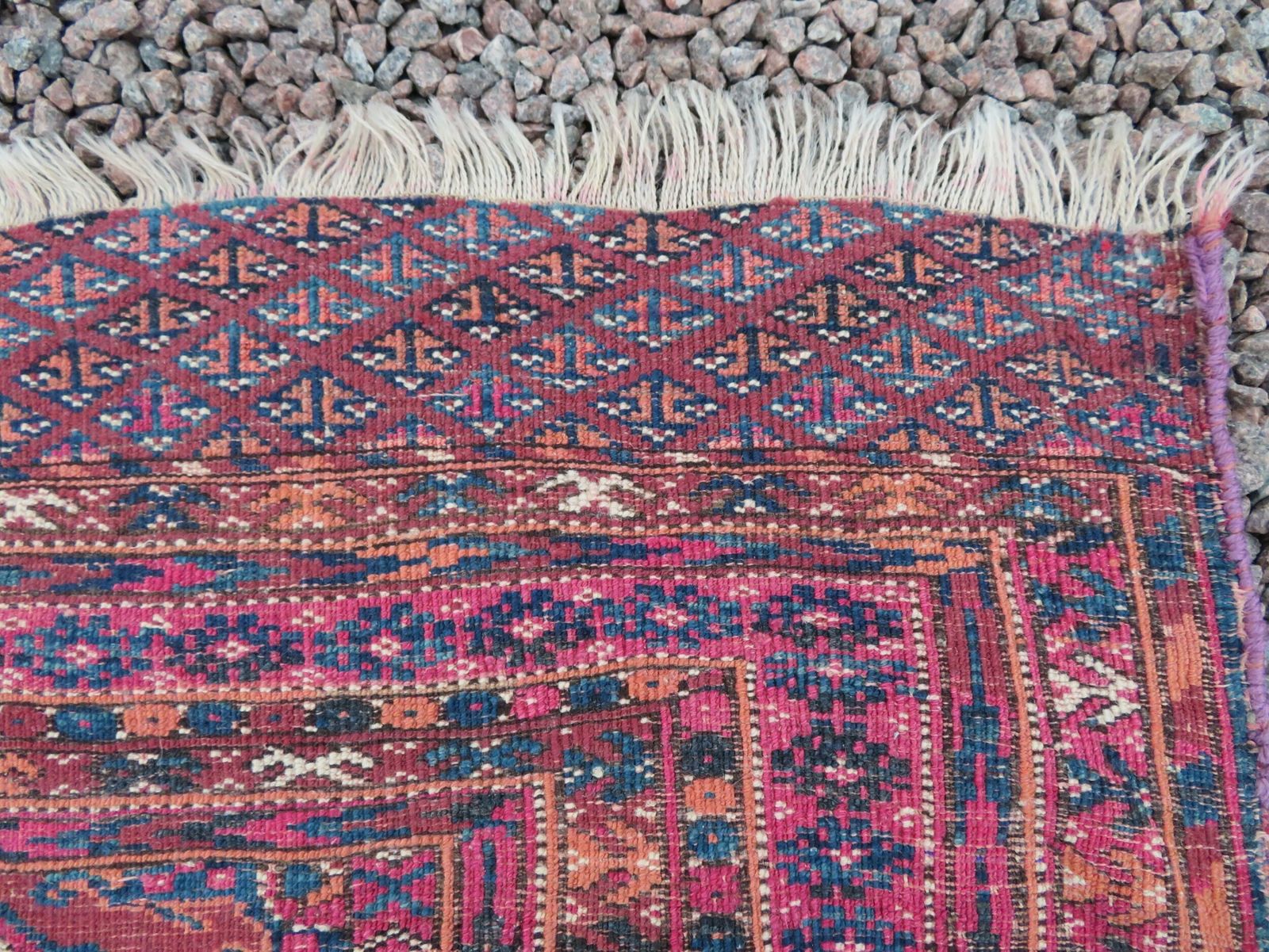 photo vintage Antique Tekke Turkmen "Wedding Dowry" Rug. Circa 1880.135cm X 128cm.