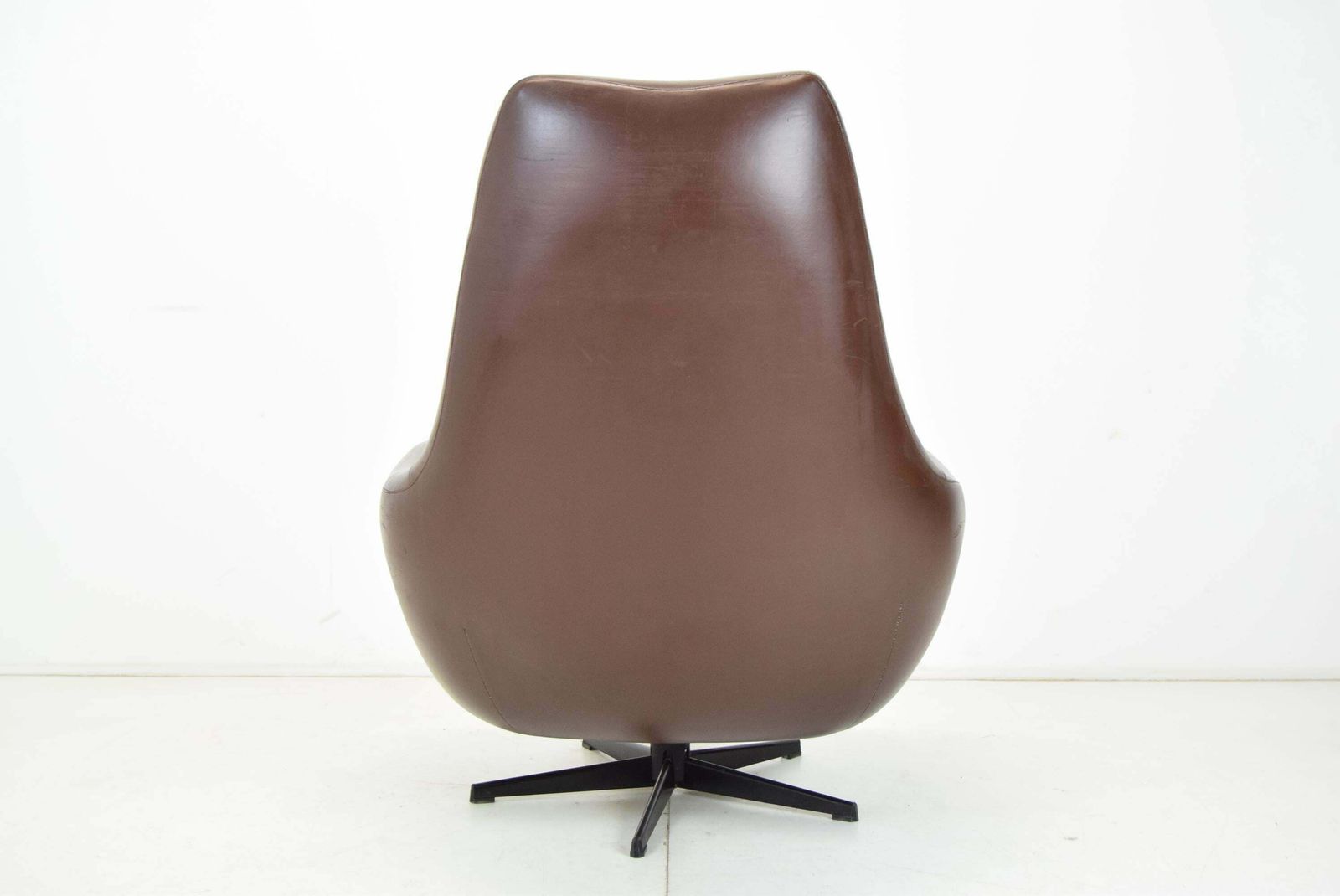 Mid Century Rotating Armchair,Drevotvar,1980's. photo buy