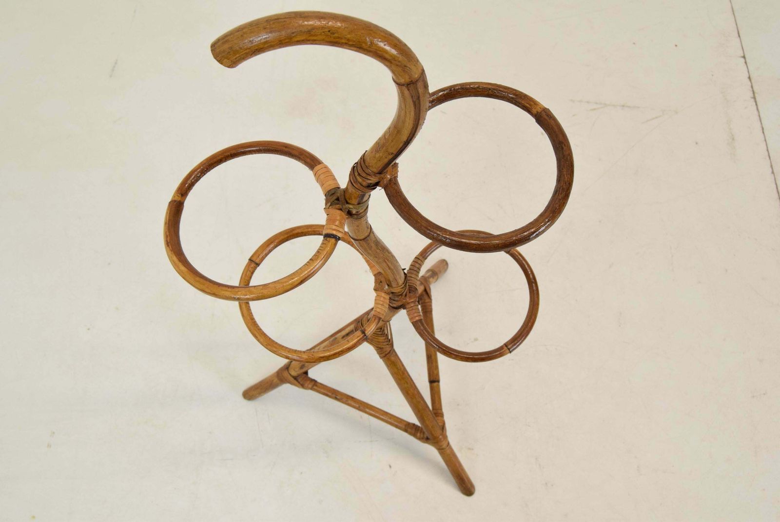 Mid Century Rattan And Bamboo Flower Stand, Bonaccina Attributed,1950's. photo 475.0
