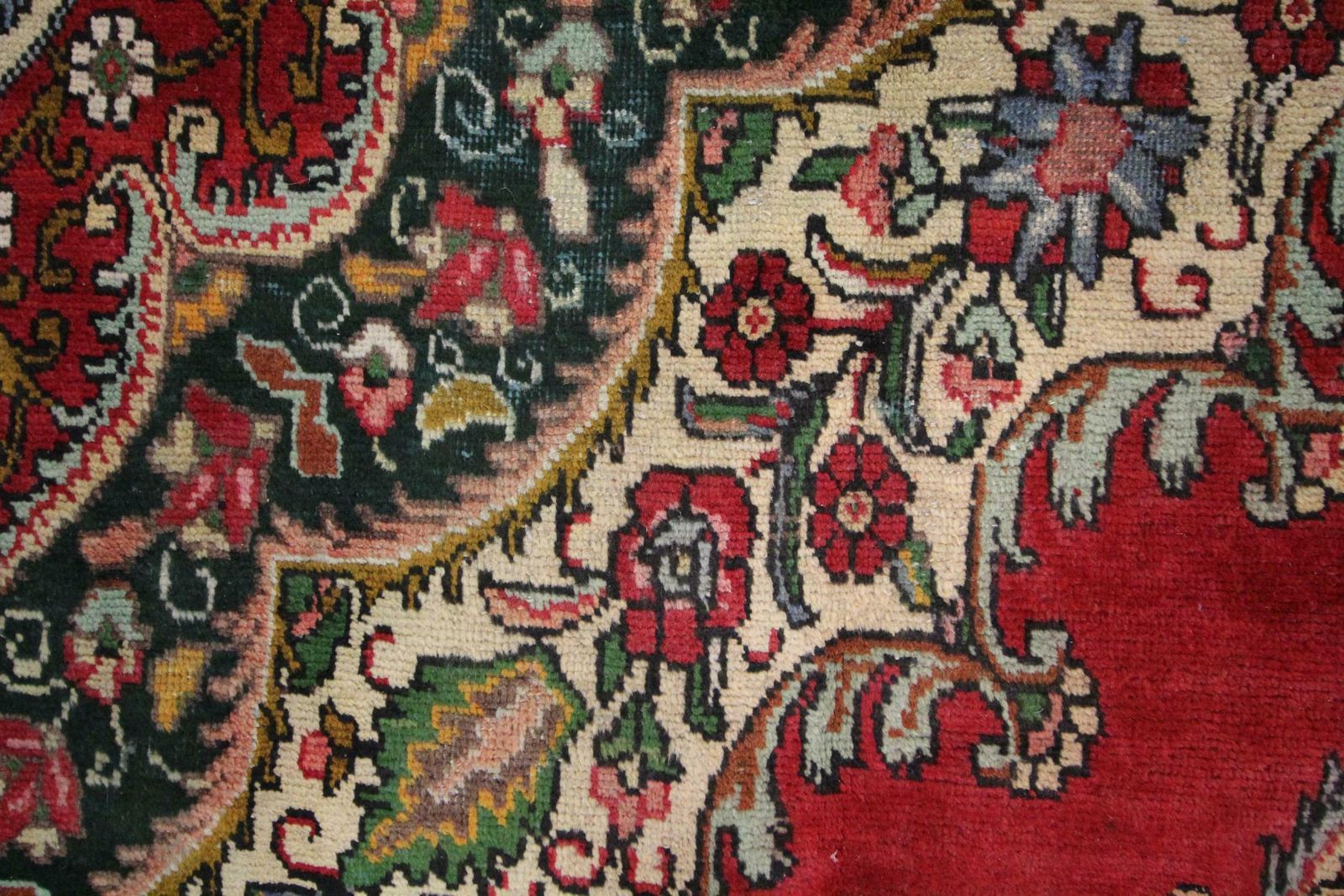 Traditional Carpet Handwoven Wool Rug Large Floral Red Living Room Rug photo for sale