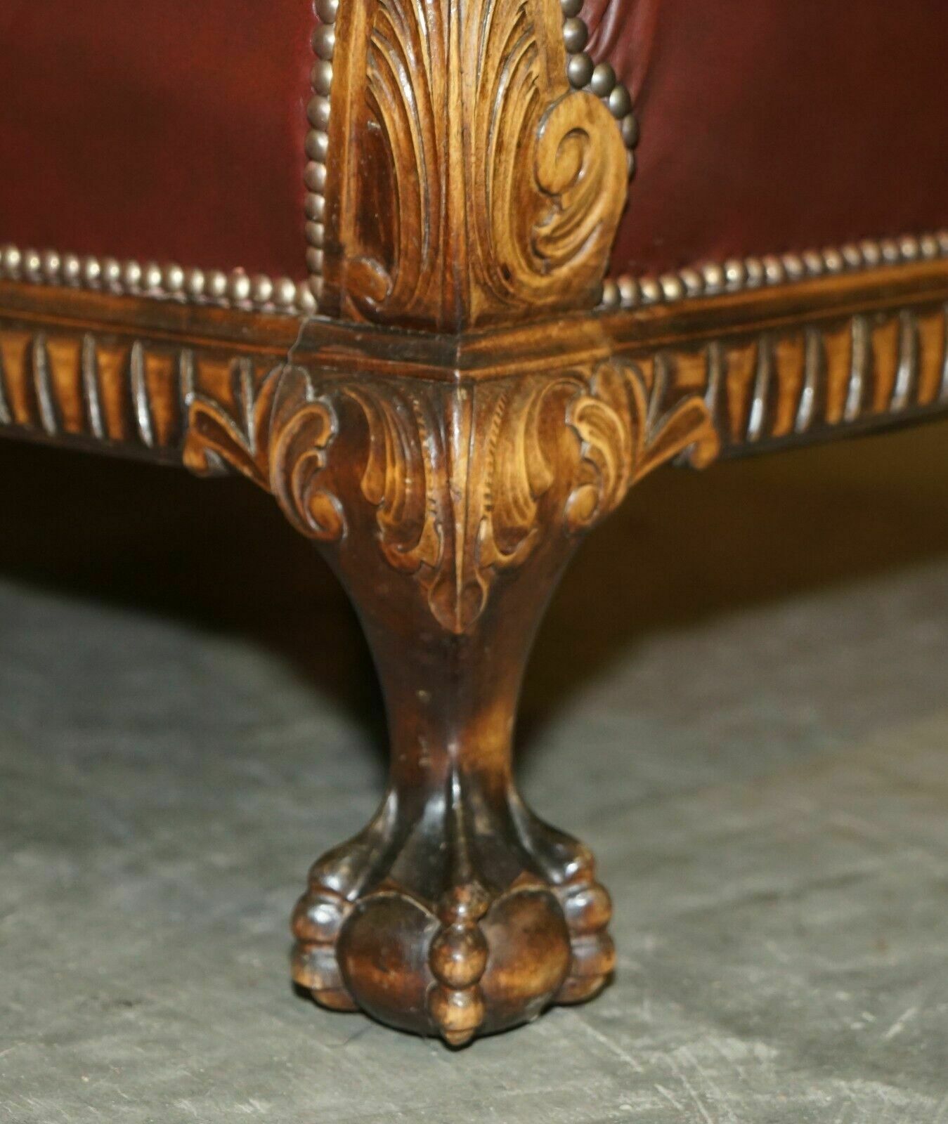 photo vinterior Antique Victorian Pair Of Claw & Ball Feet Brown Leather Walnut Club Armchairs