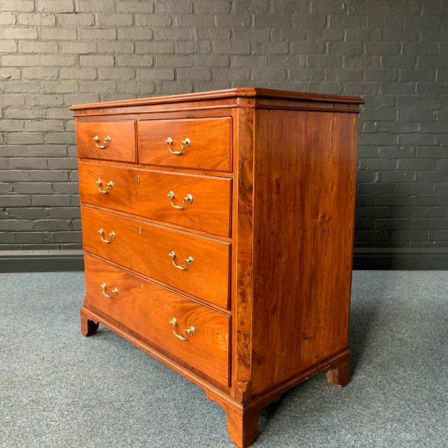 Pretty George III Mahogany Chest Of Drawers photo 699.0