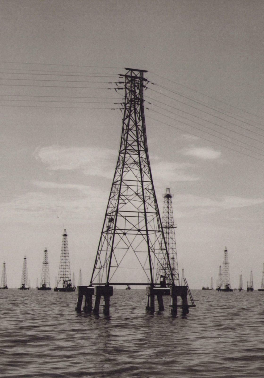 Hanna Seidel Venezuela, Oil, Lake, Black And White Photography, 1960s photo furniture