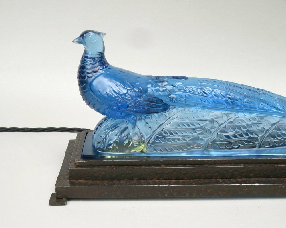 Extraordinary Art Deco Table Lamp "Peacock" In Blue Glass From Verlys France 1920s photo vinterior