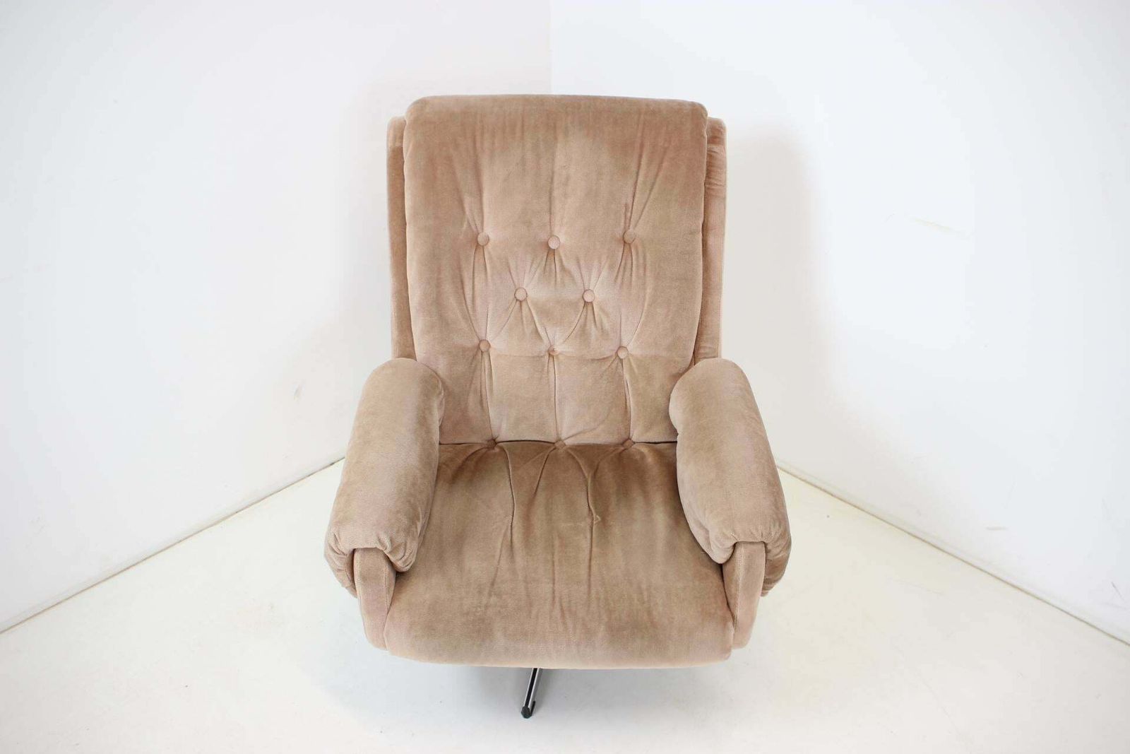 Midcentury Swivel Leather Armchair, Peem, Finland, 1970s photo furniture