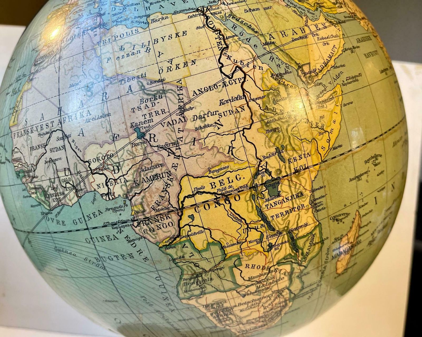 Danish Art Deco World Globe With Compass On A Wooden Base, Heimdal No. 34 photo 1444.0