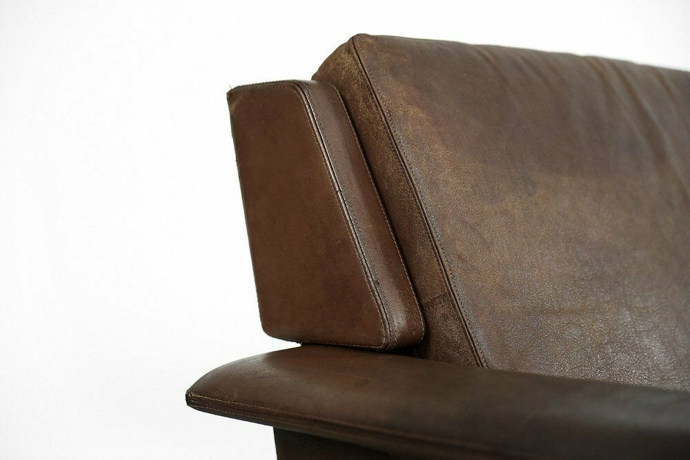 Mid Century Scandinavian Modern 2 Seater Brown Leather Sofa 3330 By Arne Vodder For Fritz Hansen, 1960s photo vintage