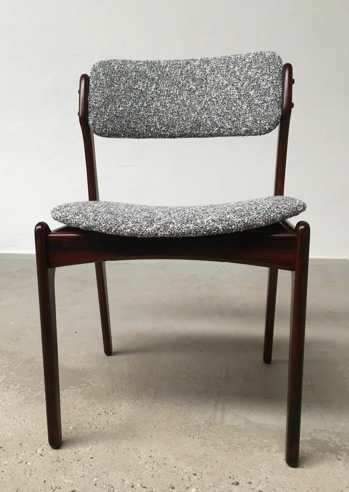 Erik Buch Set Of Ten Fully Restored Rosewood Dining Chairs Inc Custom Upholstery 1960's photo Furniture