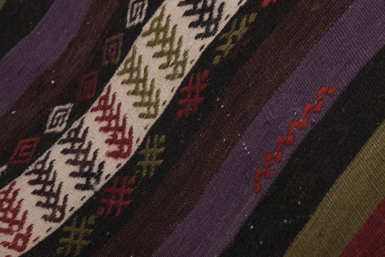 photo furniture Vintage Extra Long Turkish Kilim Runner 2' X 25'4''