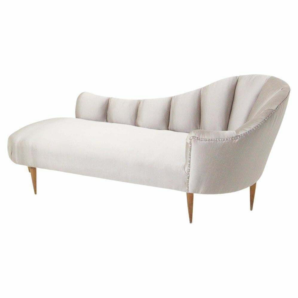 Gio Ponti Mid Century Grey Silk Satin Dormeuse ''Attr.''