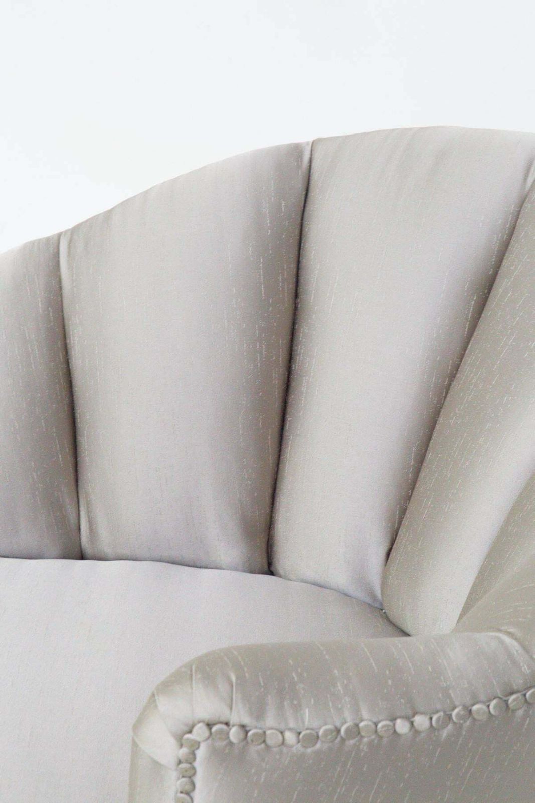 photo furniture Gio Ponti Mid Century Grey Silk Satin Dormeuse ''Attr.''