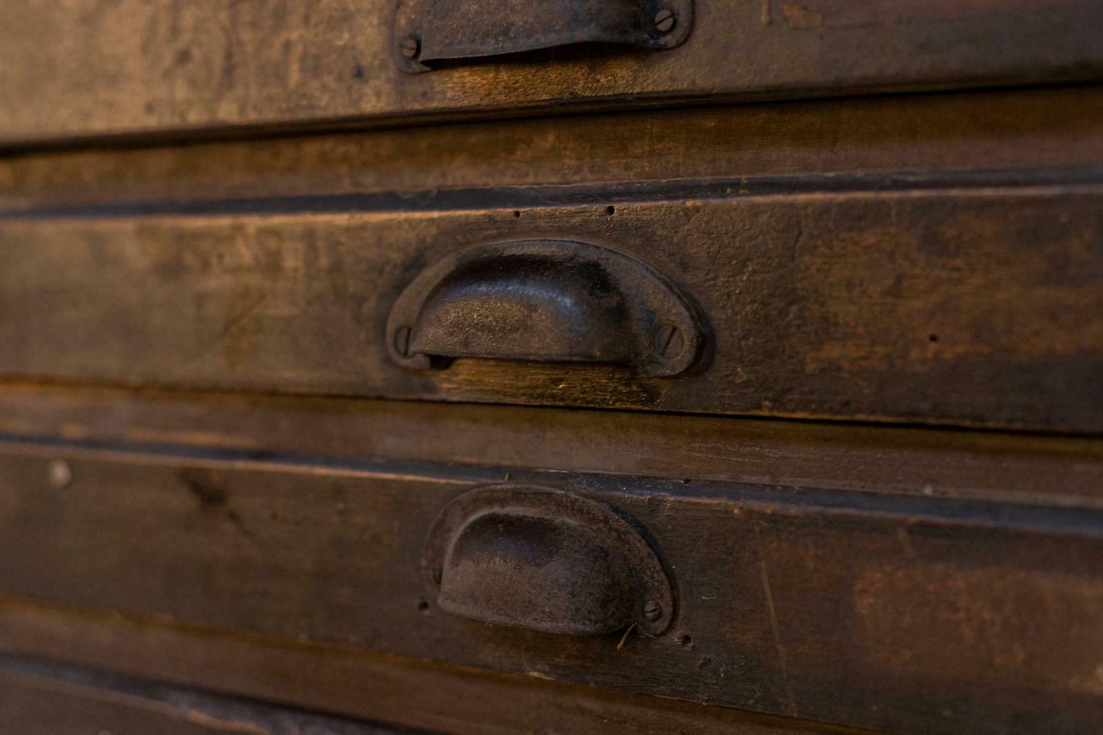 Vintage Typographic Chest Of Drawers In Wood, Original Label photo vinterior