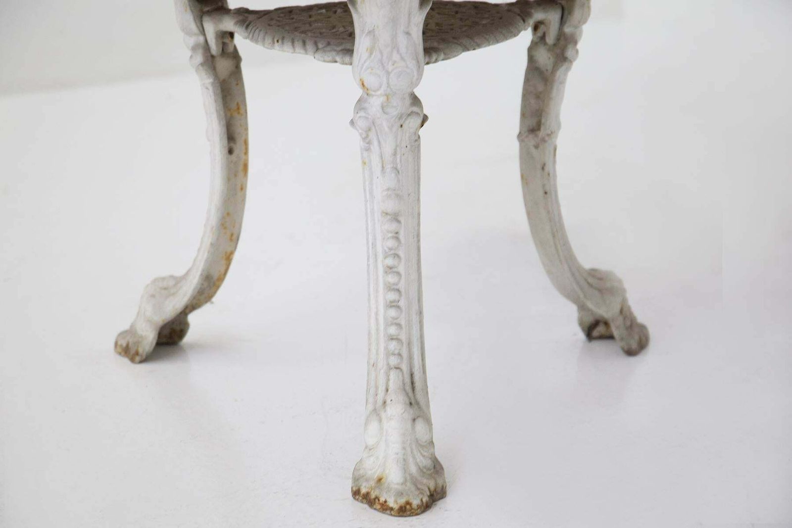 Cast Iron English Table Victorian In White And Wood photo buy