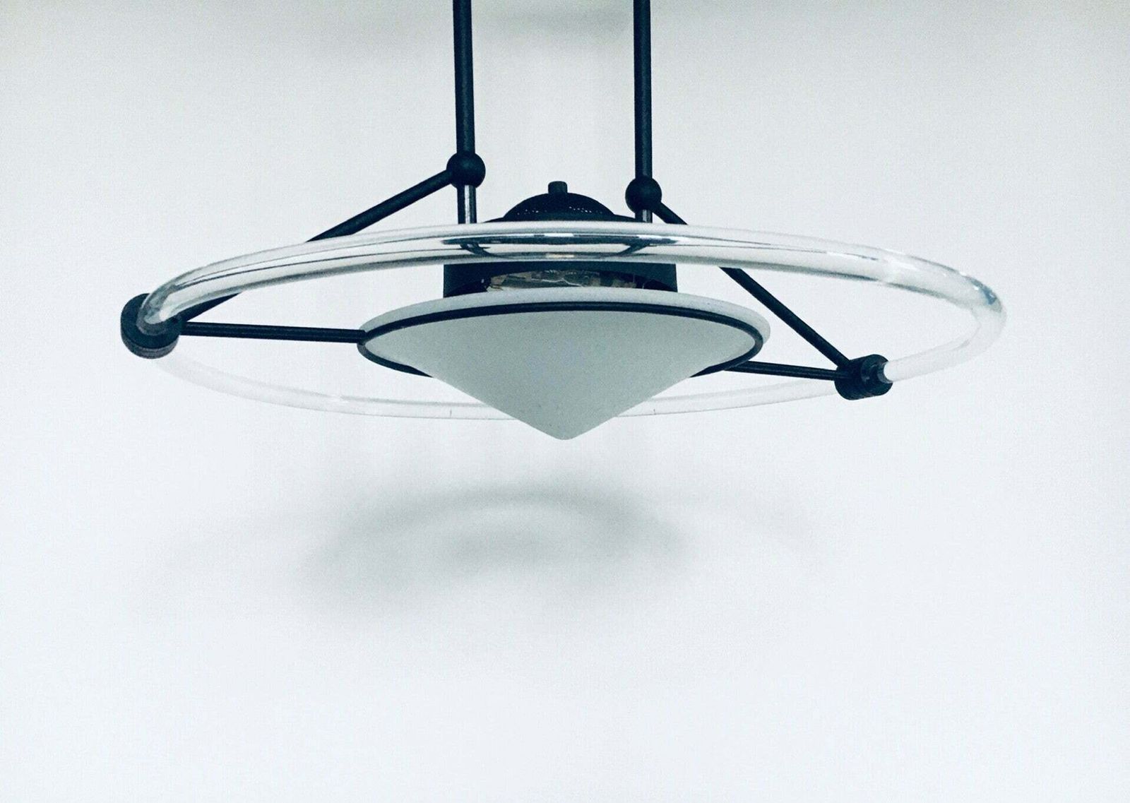 496.0 Hanglamp In Memphis Stijl, Jaren 1980 photo