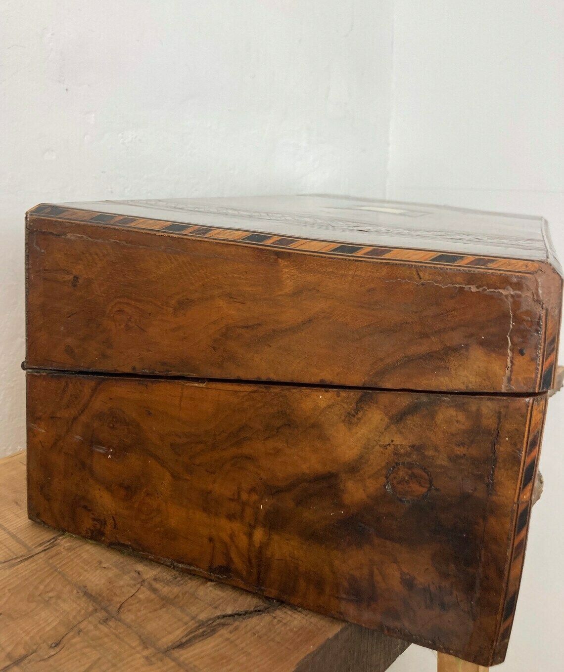 Beautiful Antique Victorian 19th Century 1800’s Writing Slope Chest Box Marquetry Walnut Stunning photo vintage