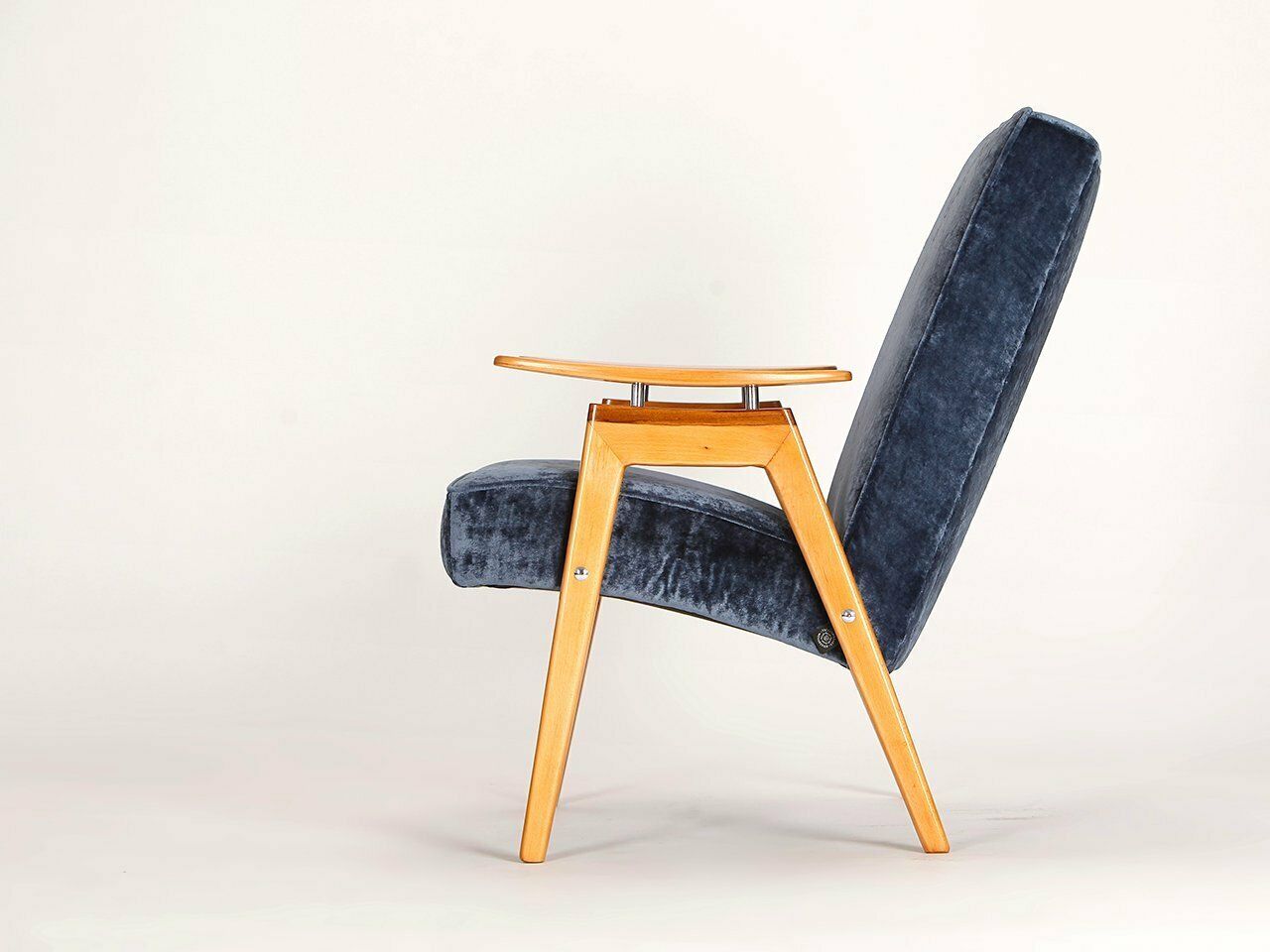Vintage Lounge Chair By Jaroslav Smidek For Jitona, 1960s photo 1065.0