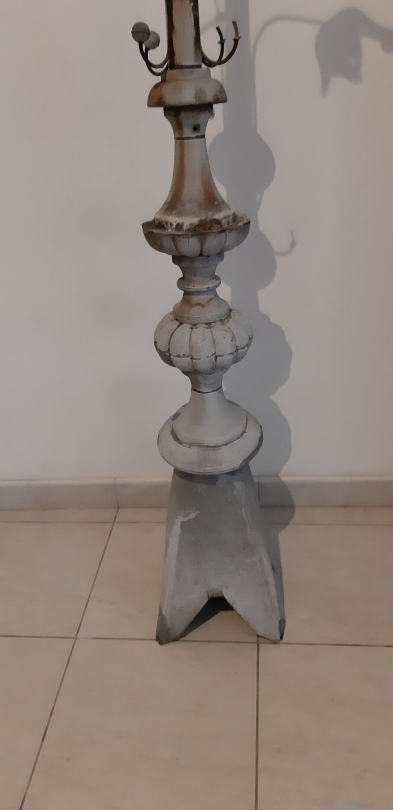 photo furniture 19th Century Zinc Ridge Arrow, 1900s