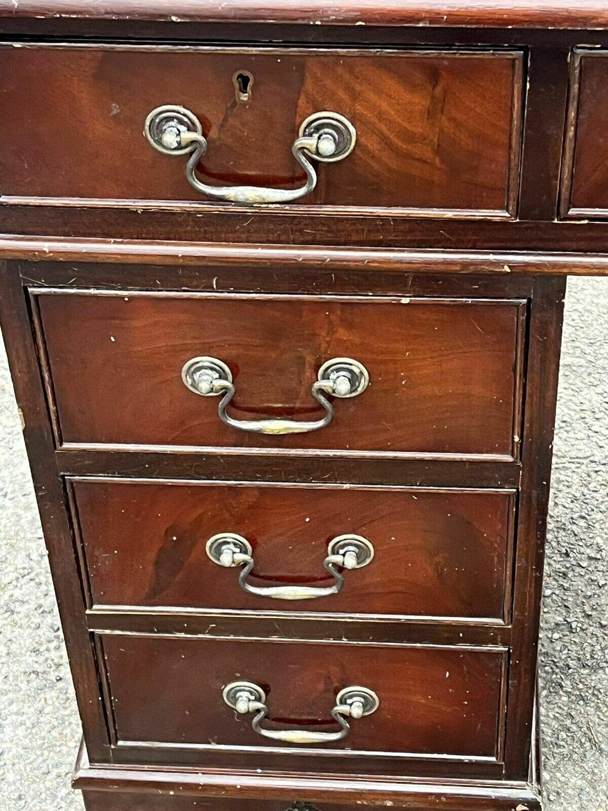 photo furniture Pedestal Desk In Flame Veneer Mahogany With Green Leather Top.