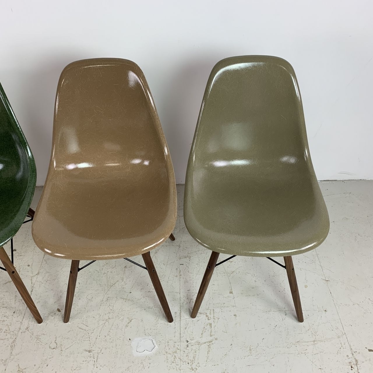 Eames Herman Miller Dsw Side Chairs In Ligh Greige, Dark Olive, Tan And Umber photo Furniture