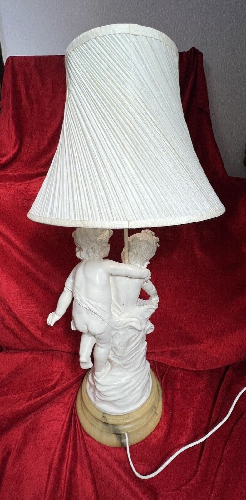 photo furniture Large Hollywood Glamour Lamp Of Cherubs Set Upon Circular Onyx Base