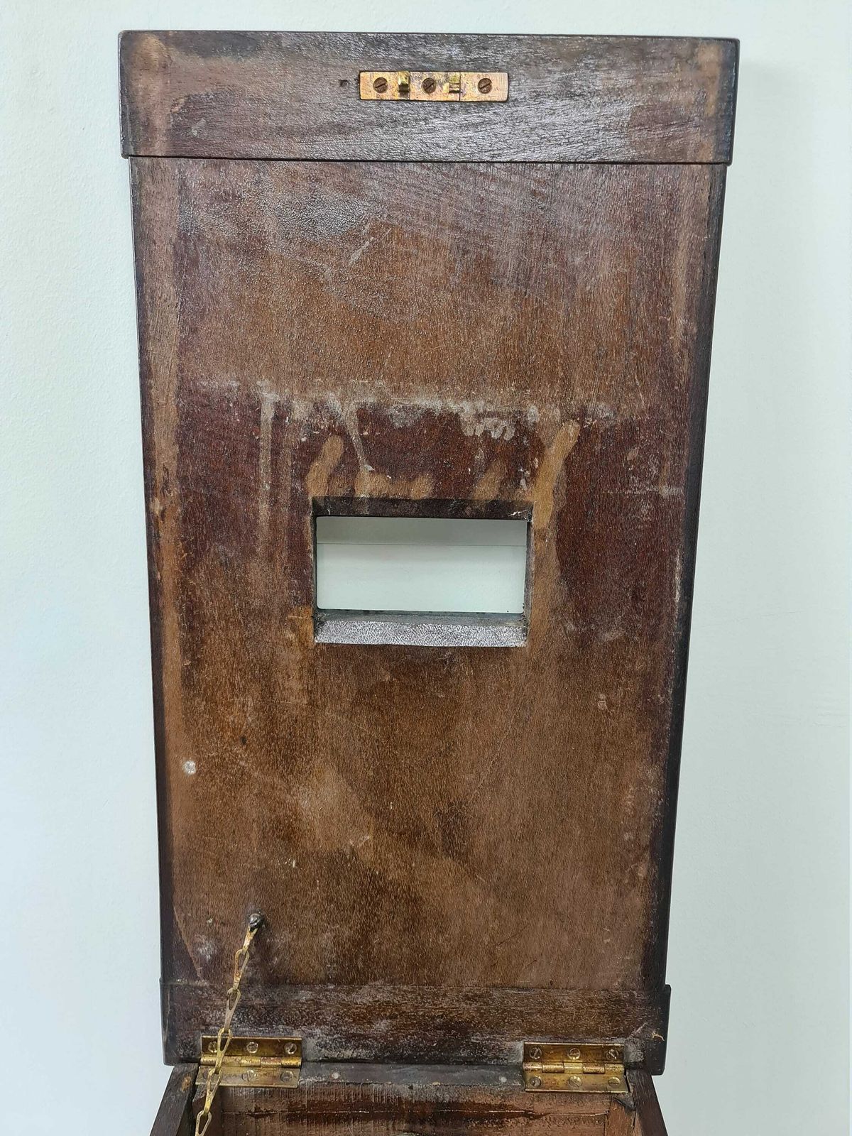 photo furniture Large Vintage Wooden Cash Till With Working Bell From The 1920s