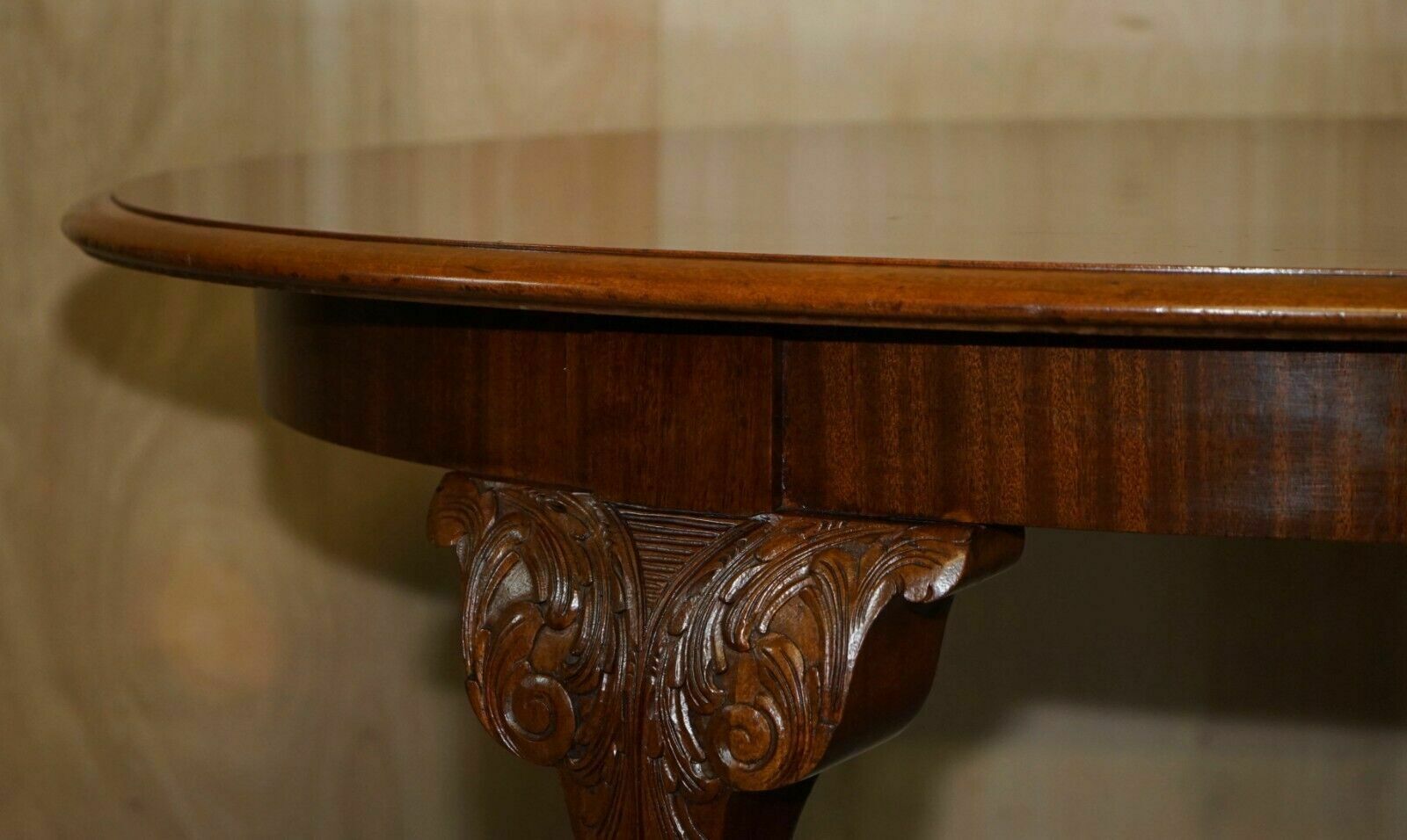 Lovely Antique Circa 1920 English Hand Carved Walnut Claw & Ball Dining Table photo 1350.0