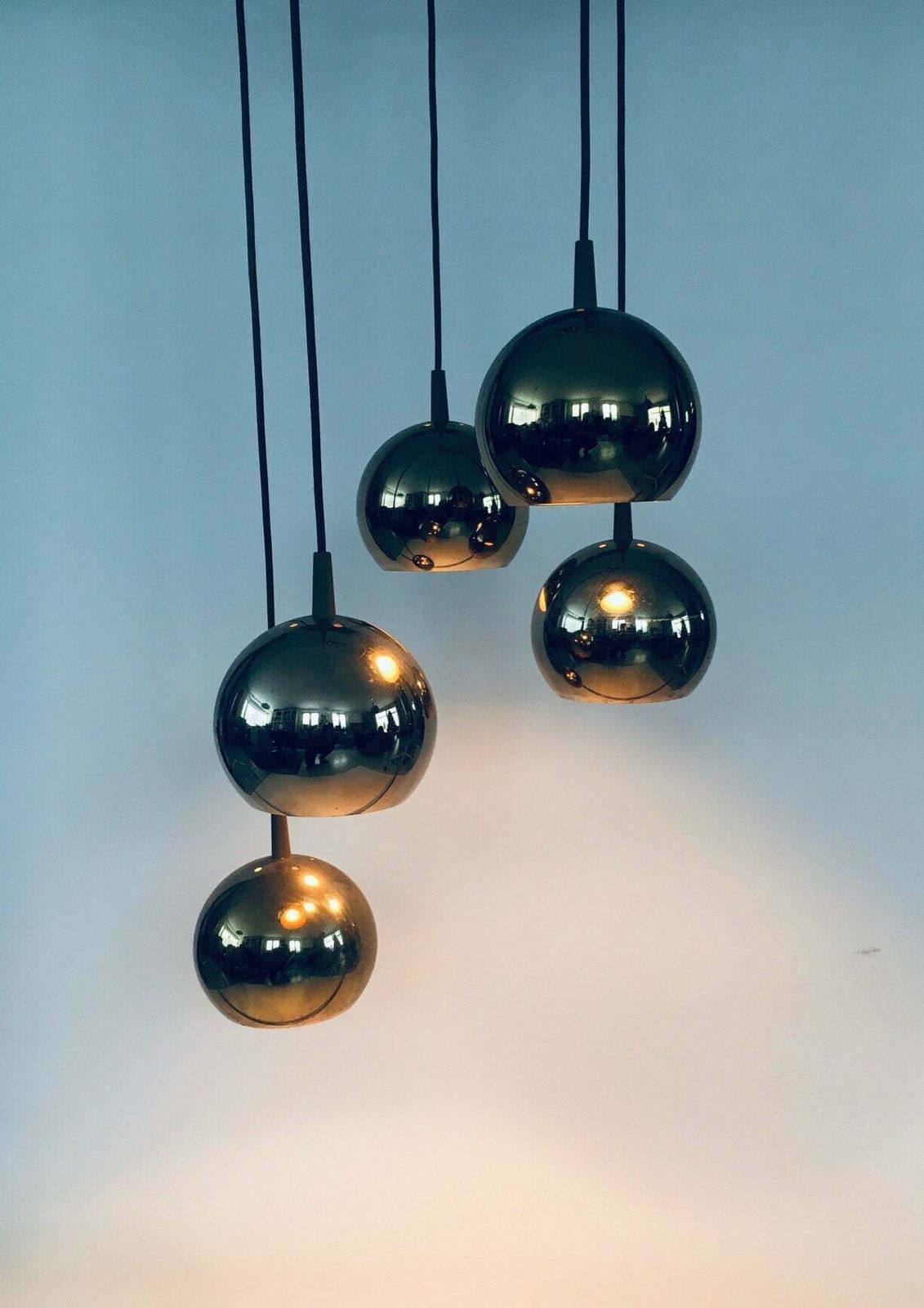Mid Century Design Cascade Gouden Ballen Hanglamp, Jaren 1980, Italië photo Verlichting
