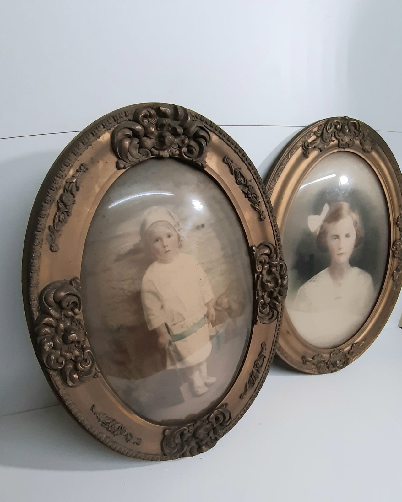 2 X Gold Gilt Bubble Glass Victorian Pictures And Frames photo buy