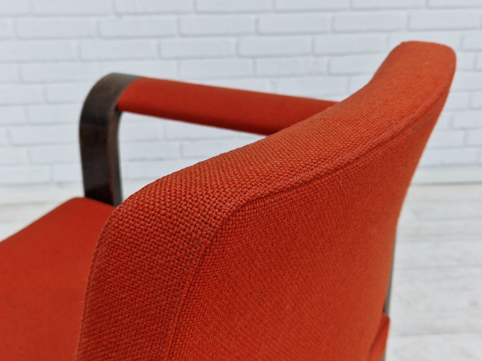 photo vinterior Ca. Jaren 1980, Deens Design Van Magnus Olesen, Paar Fauteuils.