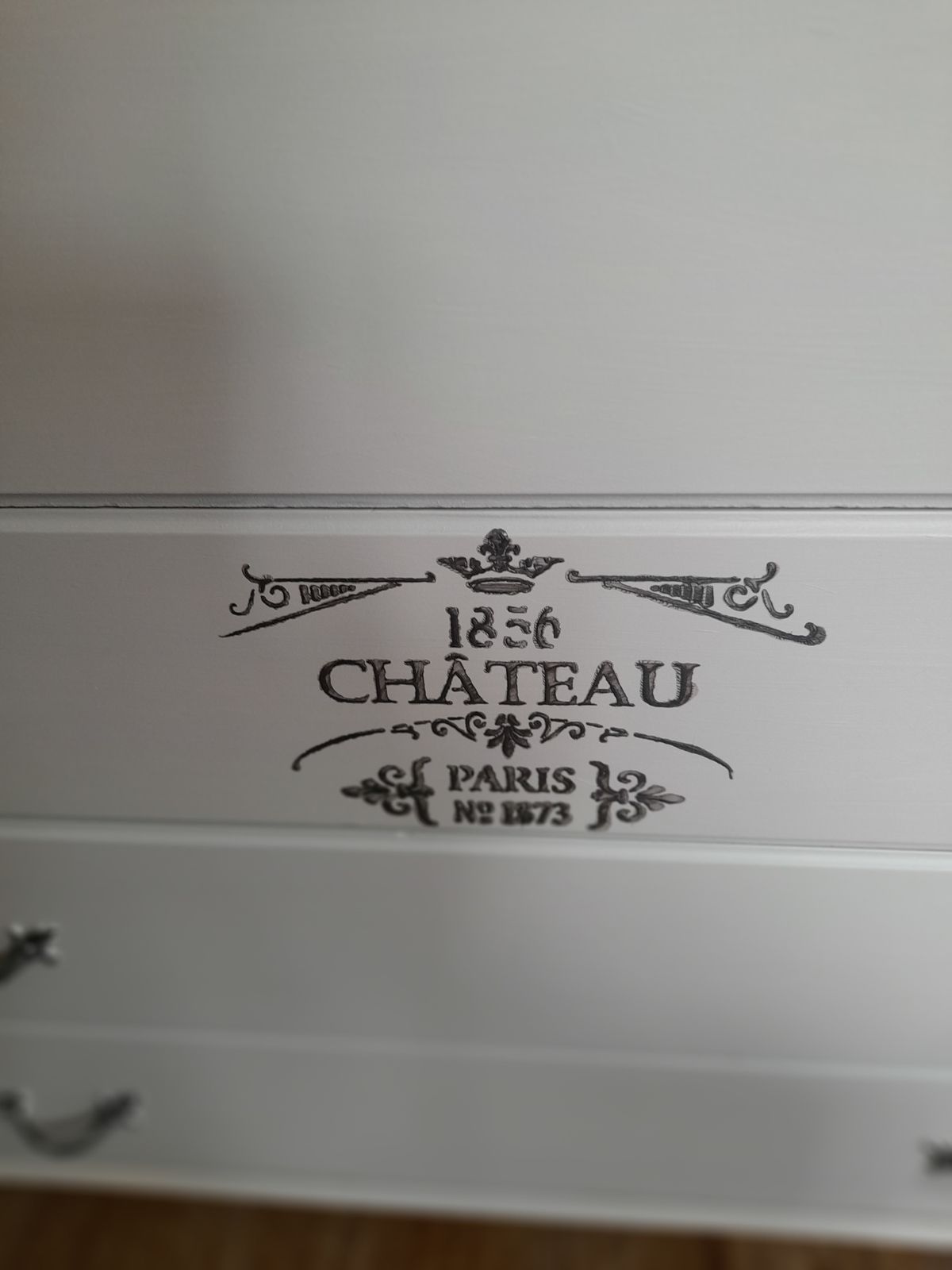 Olympus Five Drawer Chest Finished In Chateau And Pewter photo for sale