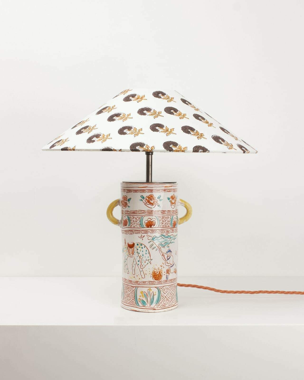 1690 Ceramics Famille Verte Pair Of Lamps With Nón Lá Shade photo for sale