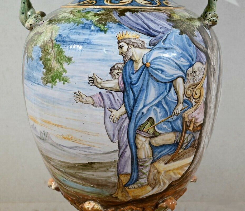 photo vinterior Majolica Vase On Bolster Set, Italy   19th Century