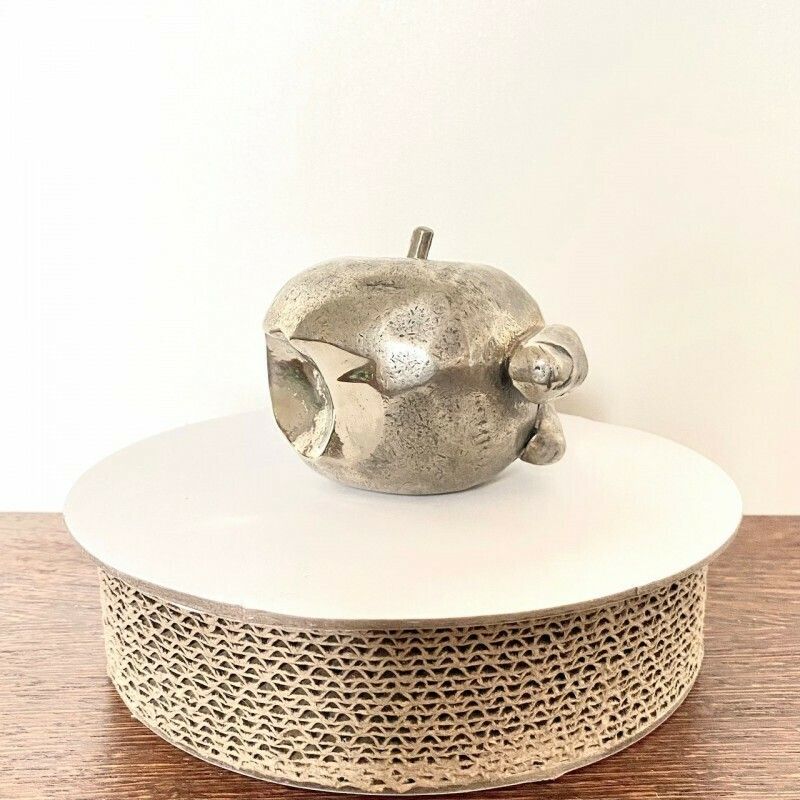 Appelsculptuur Van A. Pisani, Jaren 1970