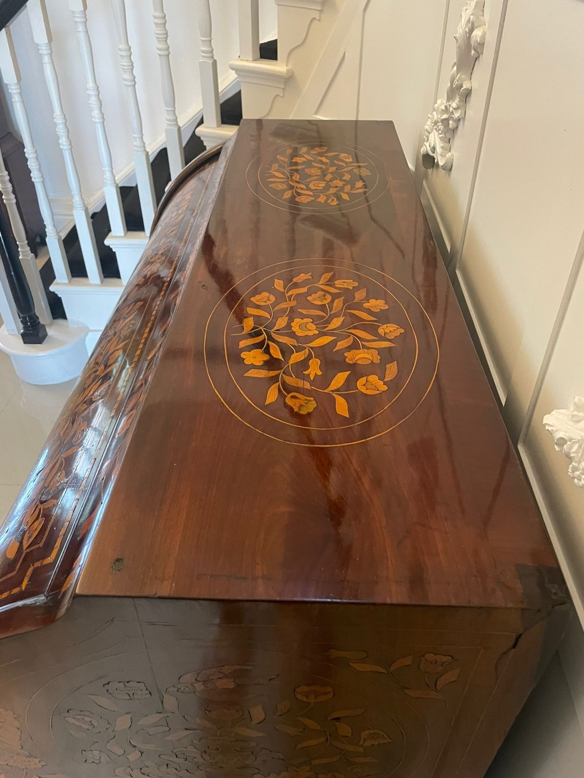 Furniture Antique 18th Century Quality Mahogany Floral Marquetry Inlaid Cylinder Bureau photo