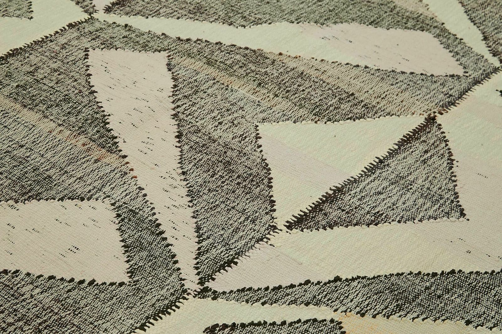Handmade 415 X 310 Cm Beige Contemporary Area Rug photo 3636.0