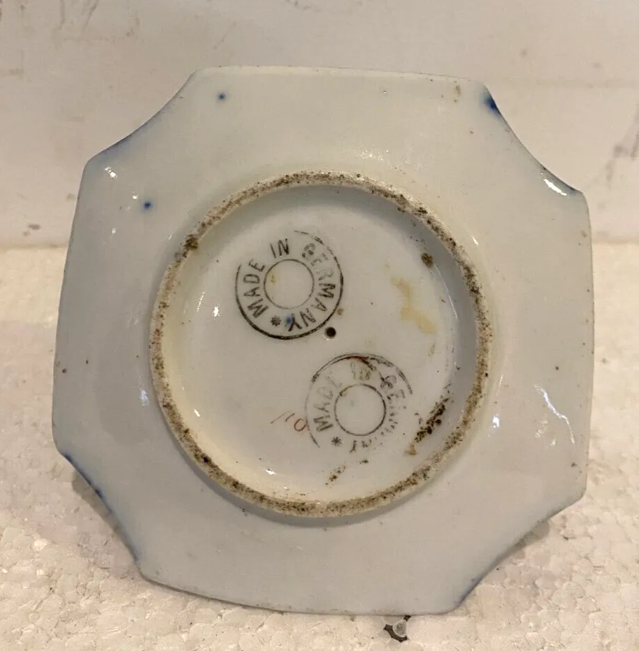 Polychrome Porcelain Inkwell Decorated With 20th Century Flowers photo Home Decor